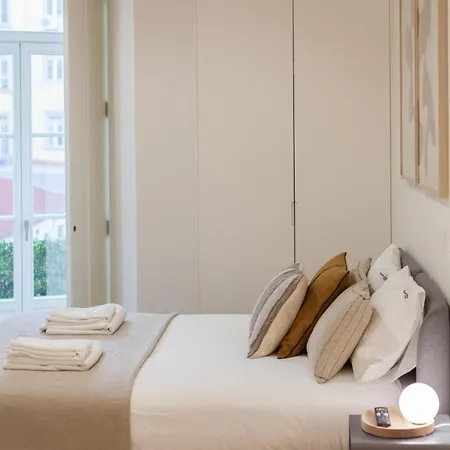 Flh Cais Sodre Chic Urban Flat With Balcony *