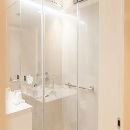 Flh Cais Sodre Chic Urban Flat With Balcony * Лісабон