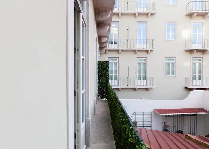 Apartment Flh Cais Sodre Chic Urban Flat With Balcony